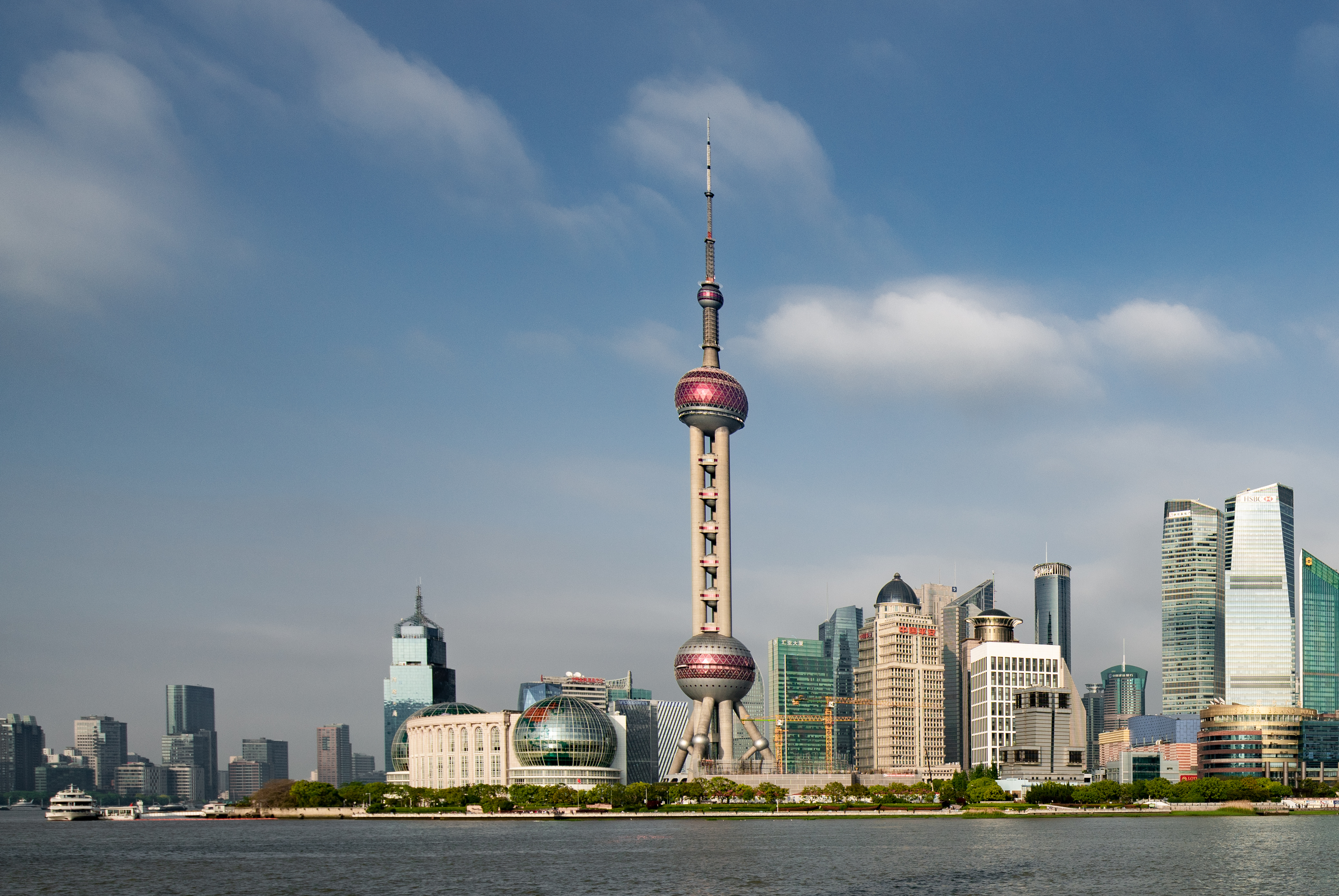 因为信任，所以选择！飞奕登顶东方明珠塔，赋能中央空调智能控制！